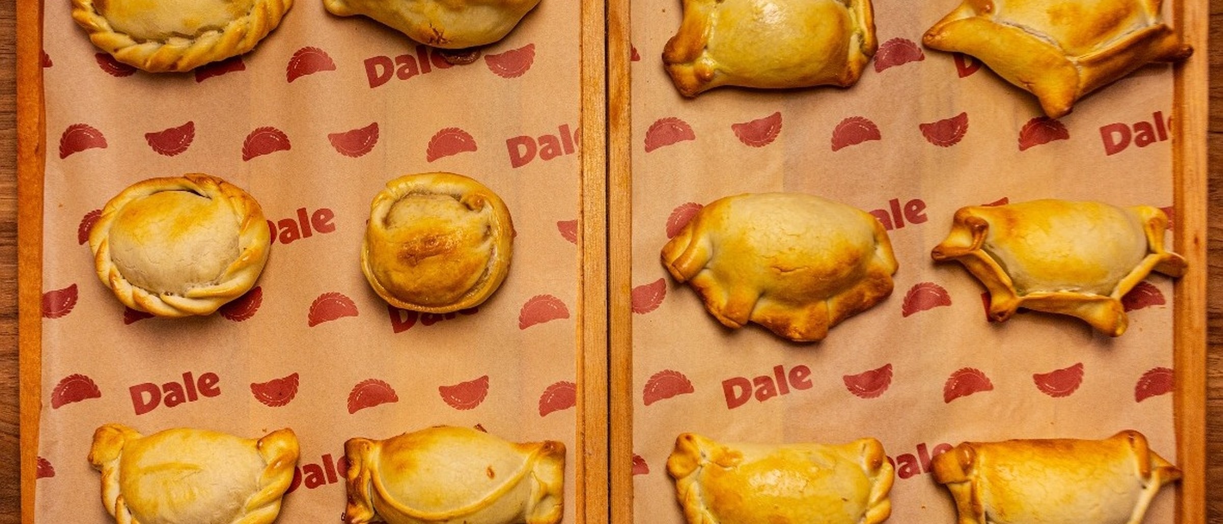 Bandejas de empanadas da Dale com sabores variados